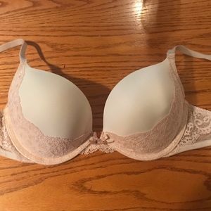 Victoria Secret Dream Angels Plunge Bra: 34B